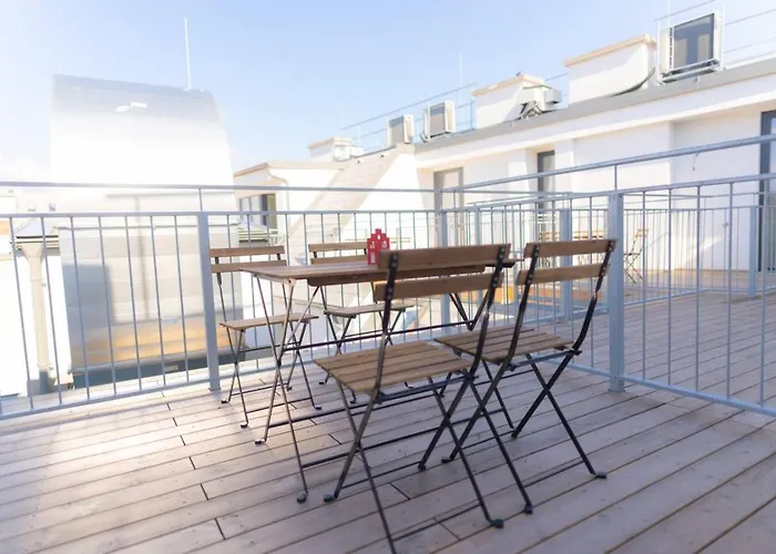 Luxury Penthouse 2-floors With Private Terrace Near Prater And Center.