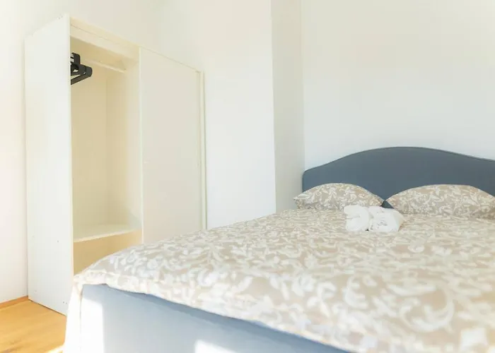 Διαμέρισμα Luxury Penthouse 2-floors With Private Terrace Near Prater And Center. *