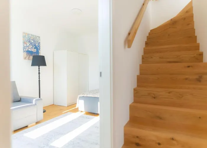 Luxury Penthouse 2-floors With Private Terrace Near Prater And Center. Apartment *