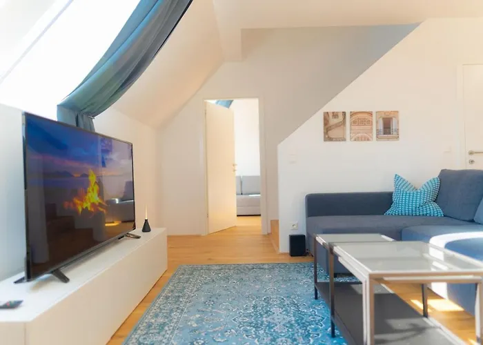 Luxury Penthouse 2-floors With Private Terrace Near Prater And Center. Διαμέρισμα *