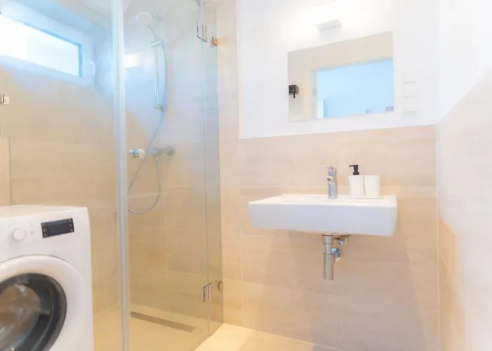 شقة Luxury 3-Bedroom Penthouse With Terrace Near Praterstern